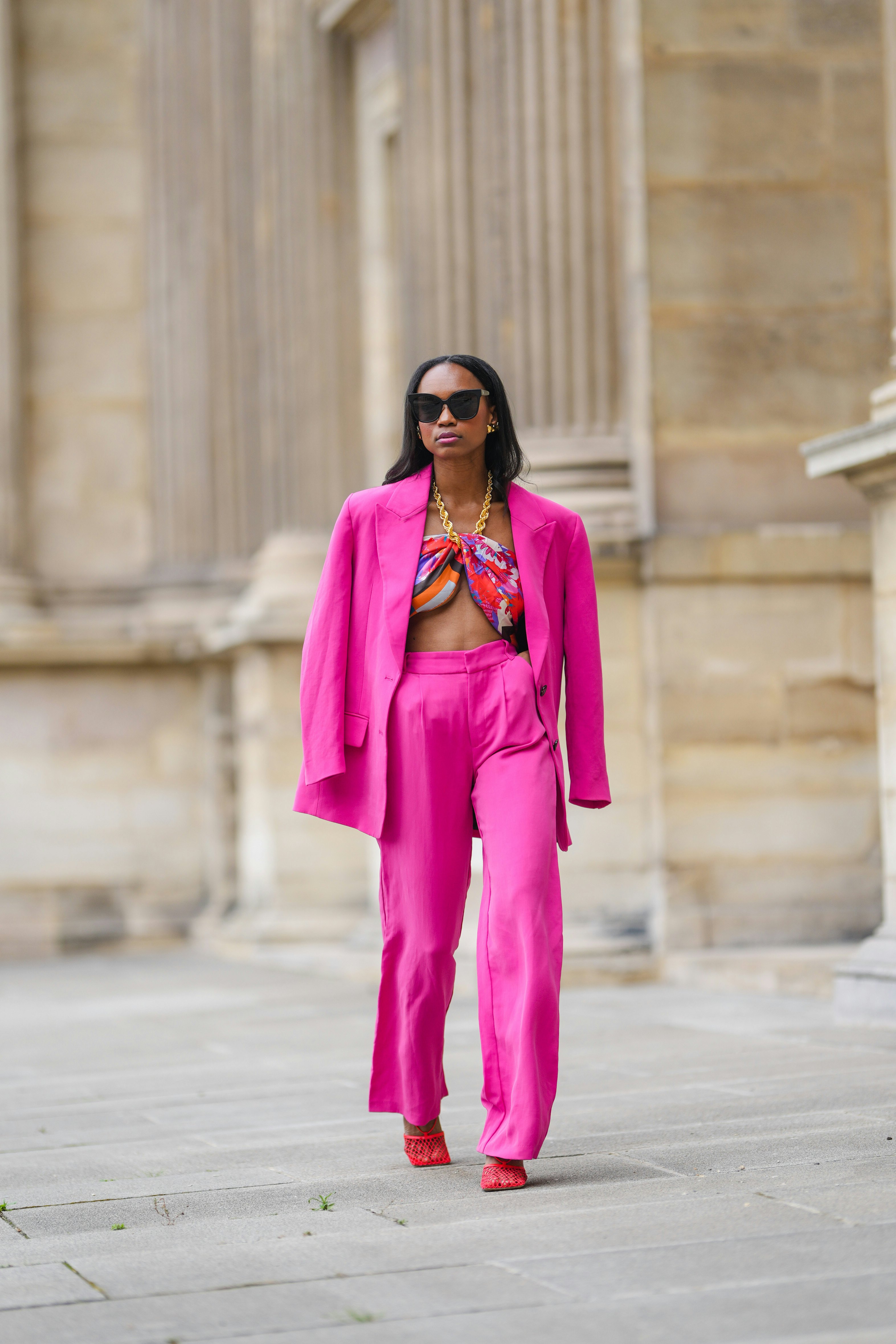 Classy Hot Pink Outfit Ideas To Wear No ...